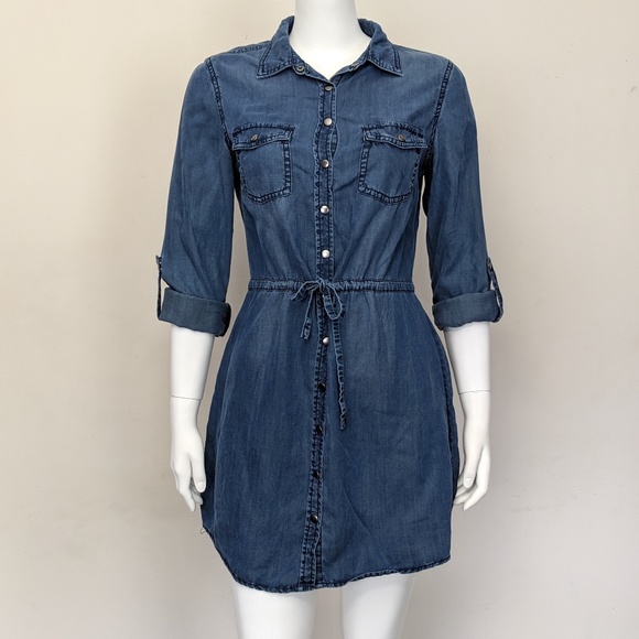 Maurices Dresses & Skirts - Maurices blue chambray button down dress